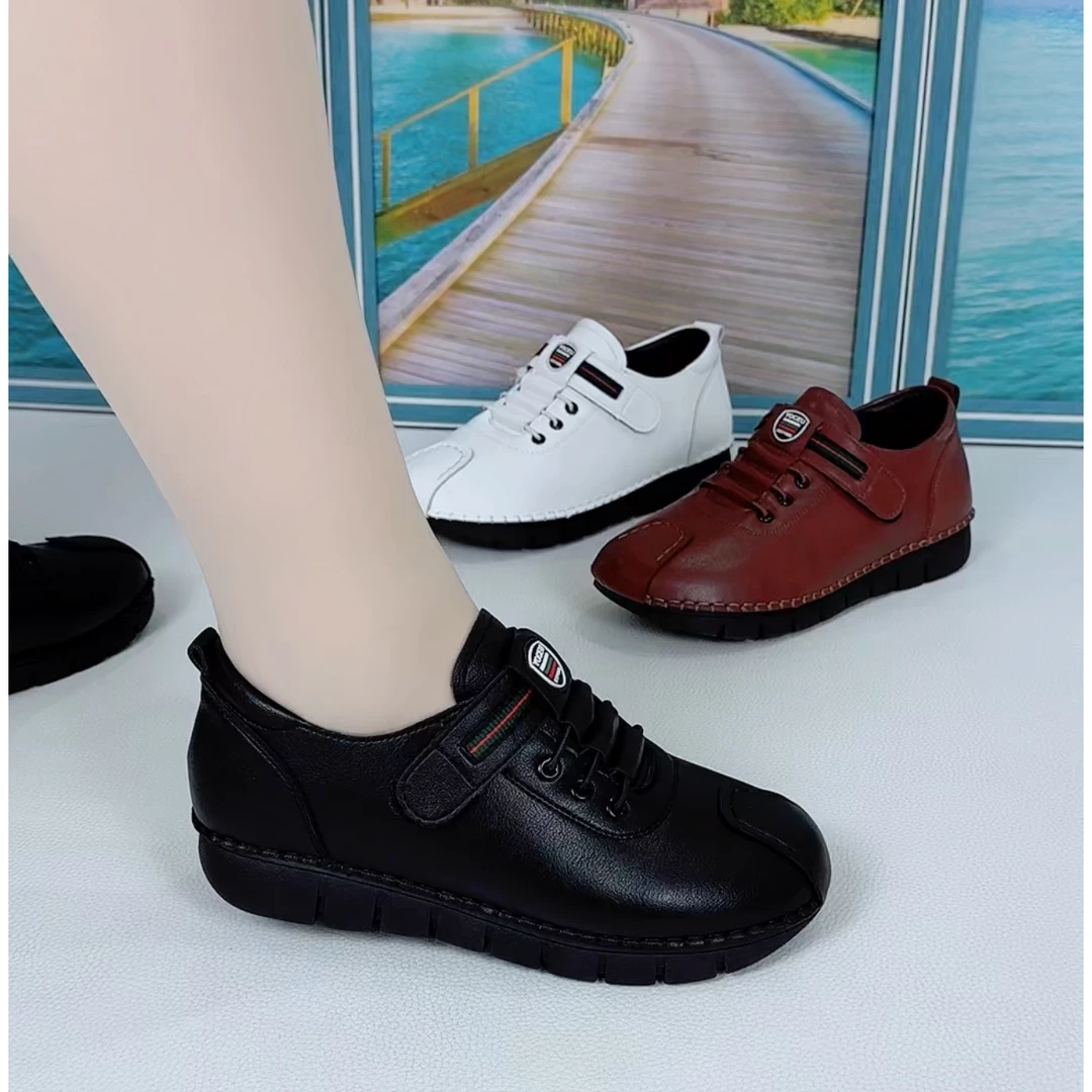 2024秋冬新款圆头平底软底防滑舒适软面休闲妈妈鞋7379