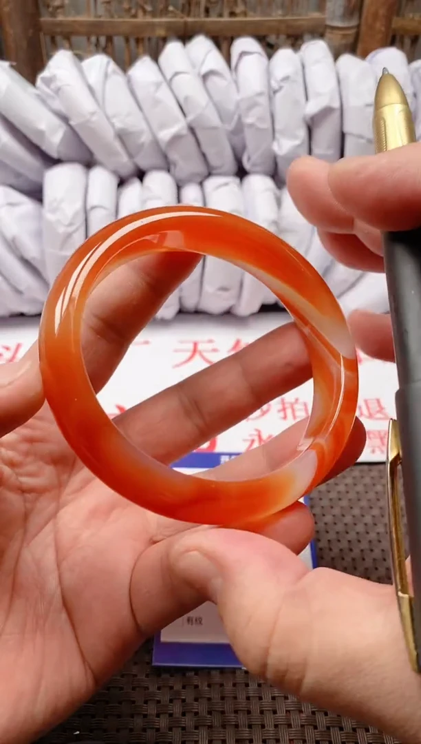 【闪购商品】石英质玉手镯未镶嵌25-64多样性发货看清圈口下单