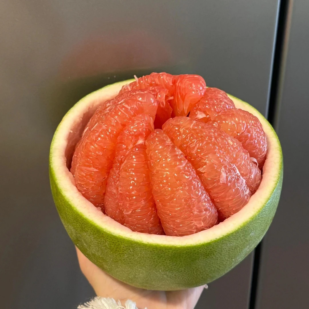 空运泰国红心蜂蜜柚 整个