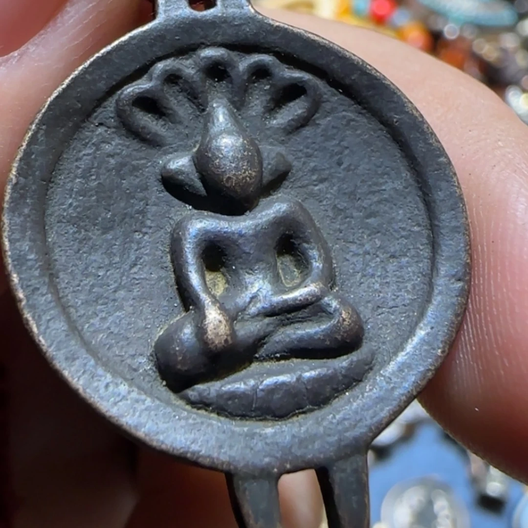 【闪购商品】牌子，闲****世牌子，