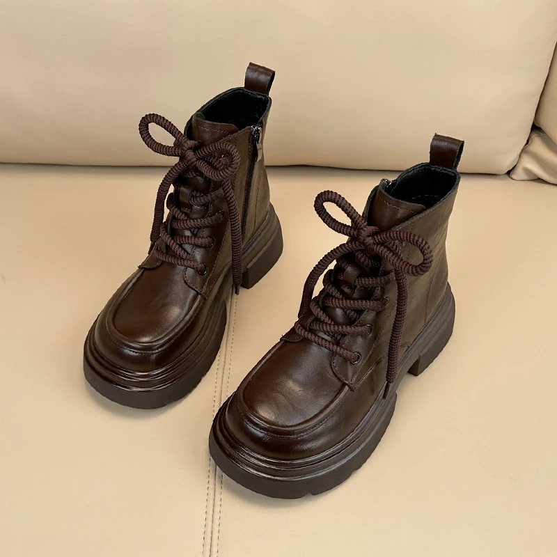 英伦风马丁靴女2025秋冬季新款厚底法式复古棕色百搭加绒圆头短靴