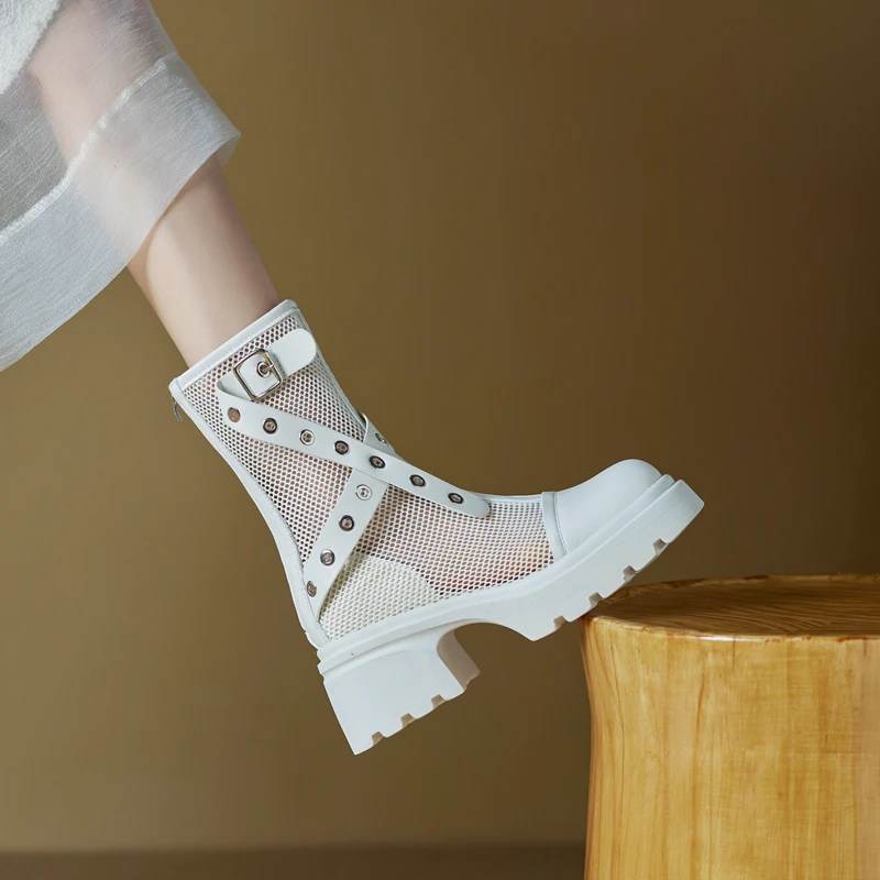 马丁靴女款夏季网纱2025新款薄款镂空透气白色厚底增高粗跟小个子