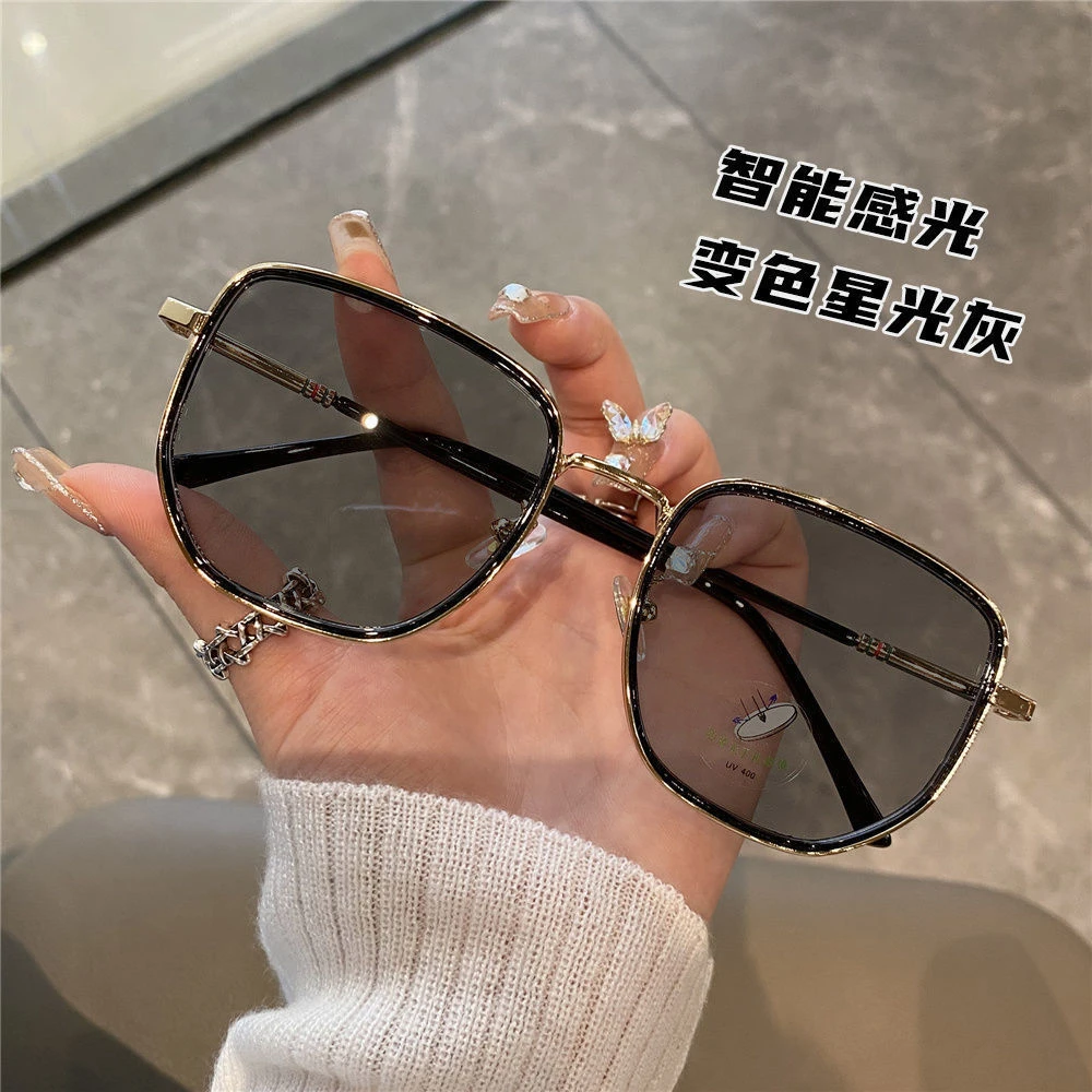 韩版变色眼镜女近视有度数大框ins高颜值防蓝光大框平光镜显脸小