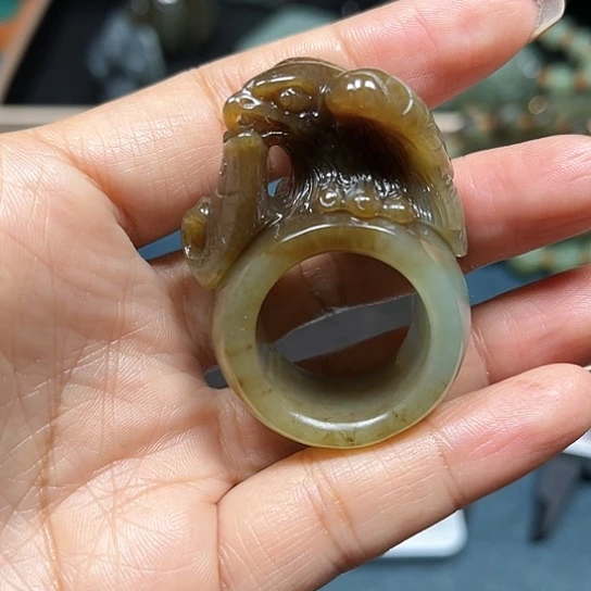 和田玉挂件未镶嵌