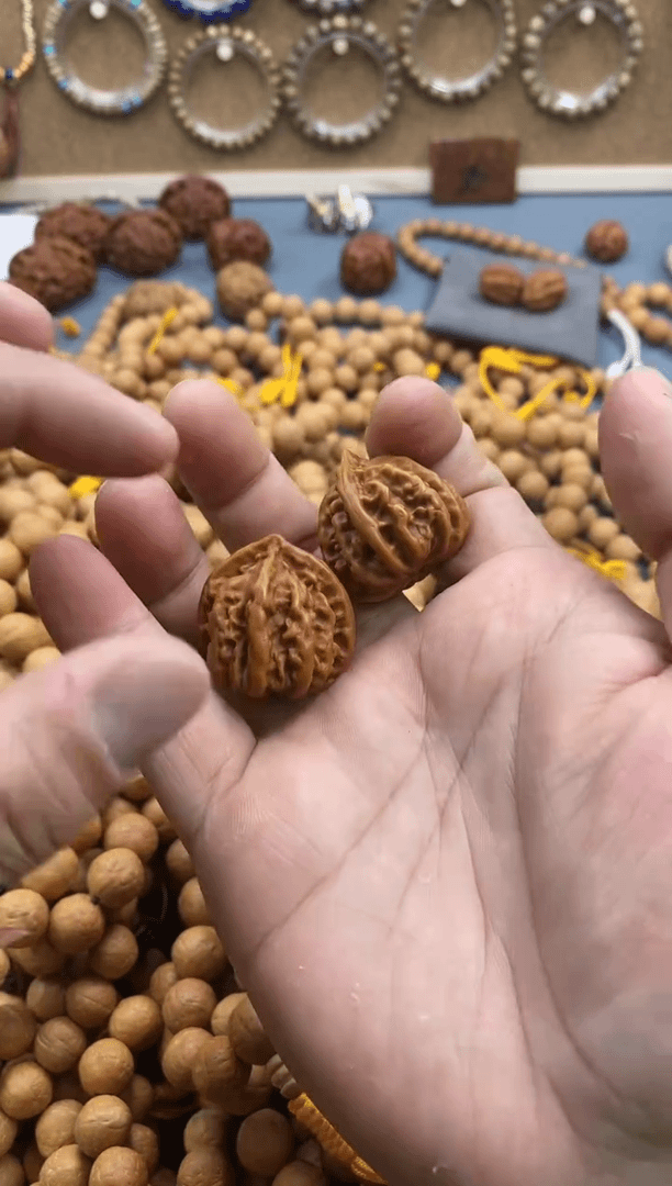 【闪购商品】桃核手串20一对文玩核桃