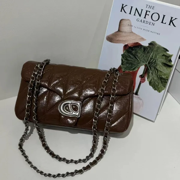 【ZOE】QYX-9511-摩卡棕轻奢女士时尚气质小众单肩腋下斜跨包包