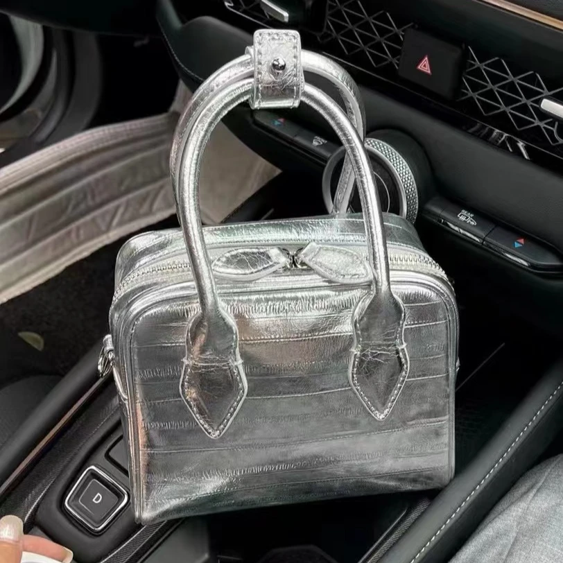 【佐伊甄选】KLL-66066-银色新款轻奢时尚休闲小众手提气质女包夏季