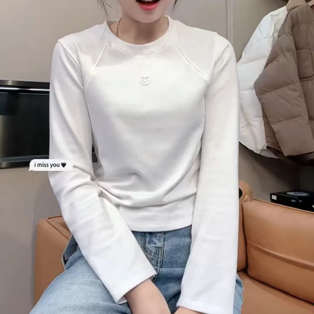 2024女内搭上衣长袖T恤韩版修身显瘦百搭新款圆领打底衫