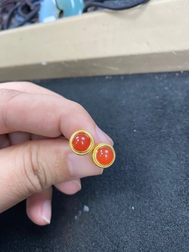 南红玛瑙耳钉，铁粉福利！