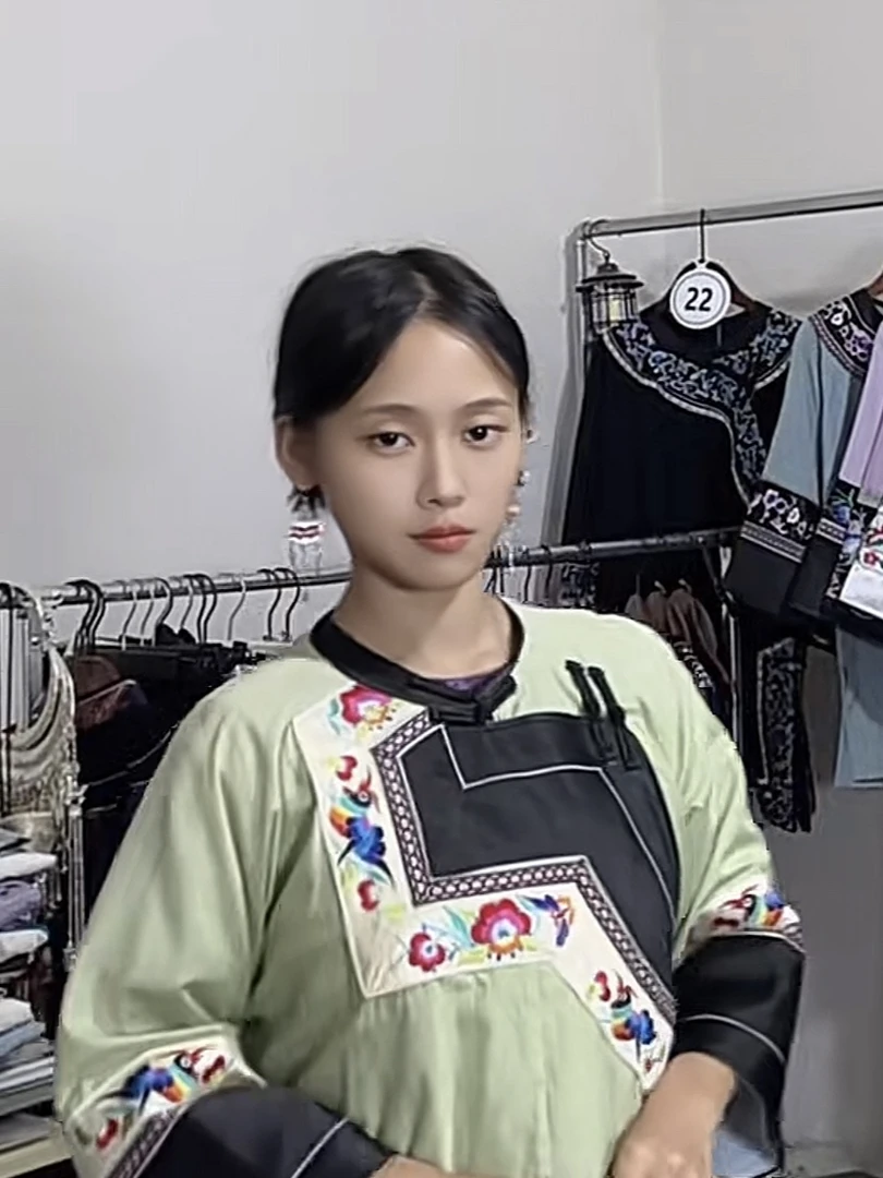 民族风上衣苗族刺绣