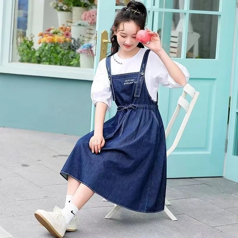 2025新款少女夏季中学生牛仔连衣裙大童初中生中长款收腰背带裙女