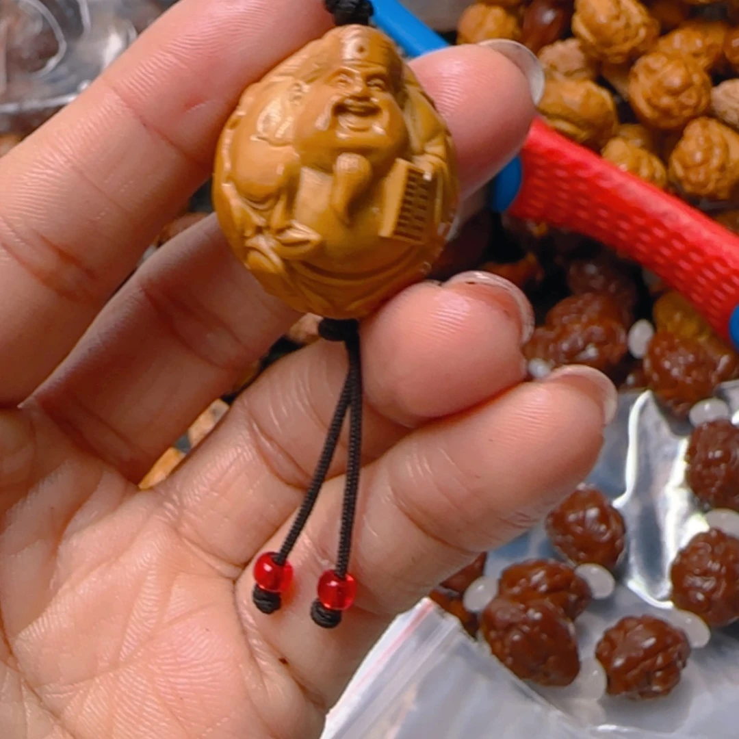 【闪购商品】橄榄核吊坠开**贝