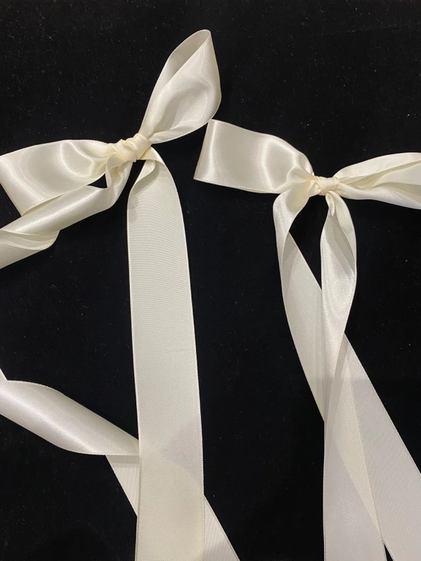 喜看白色蝴蝶结一对新娘饰品