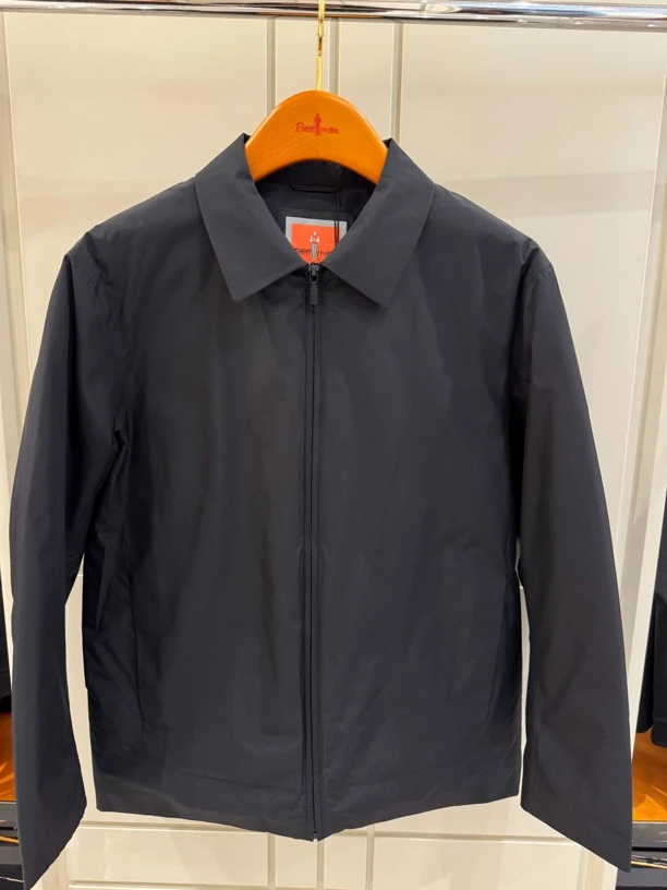 比音勒芬24冬季新品商务翻领羽绒服2913