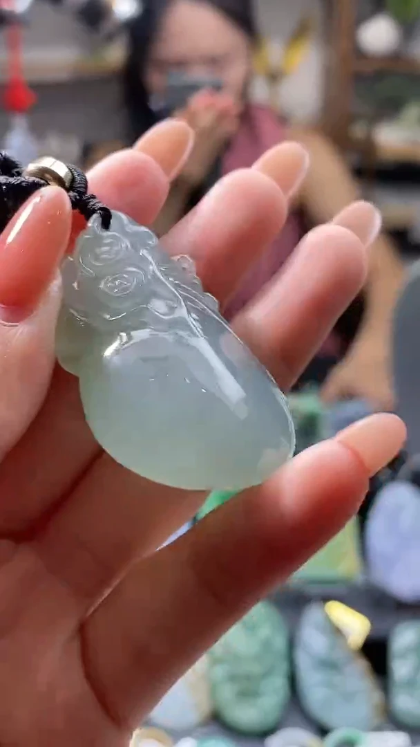 【闪购商品】翡翠颈饰未镶嵌翡翠