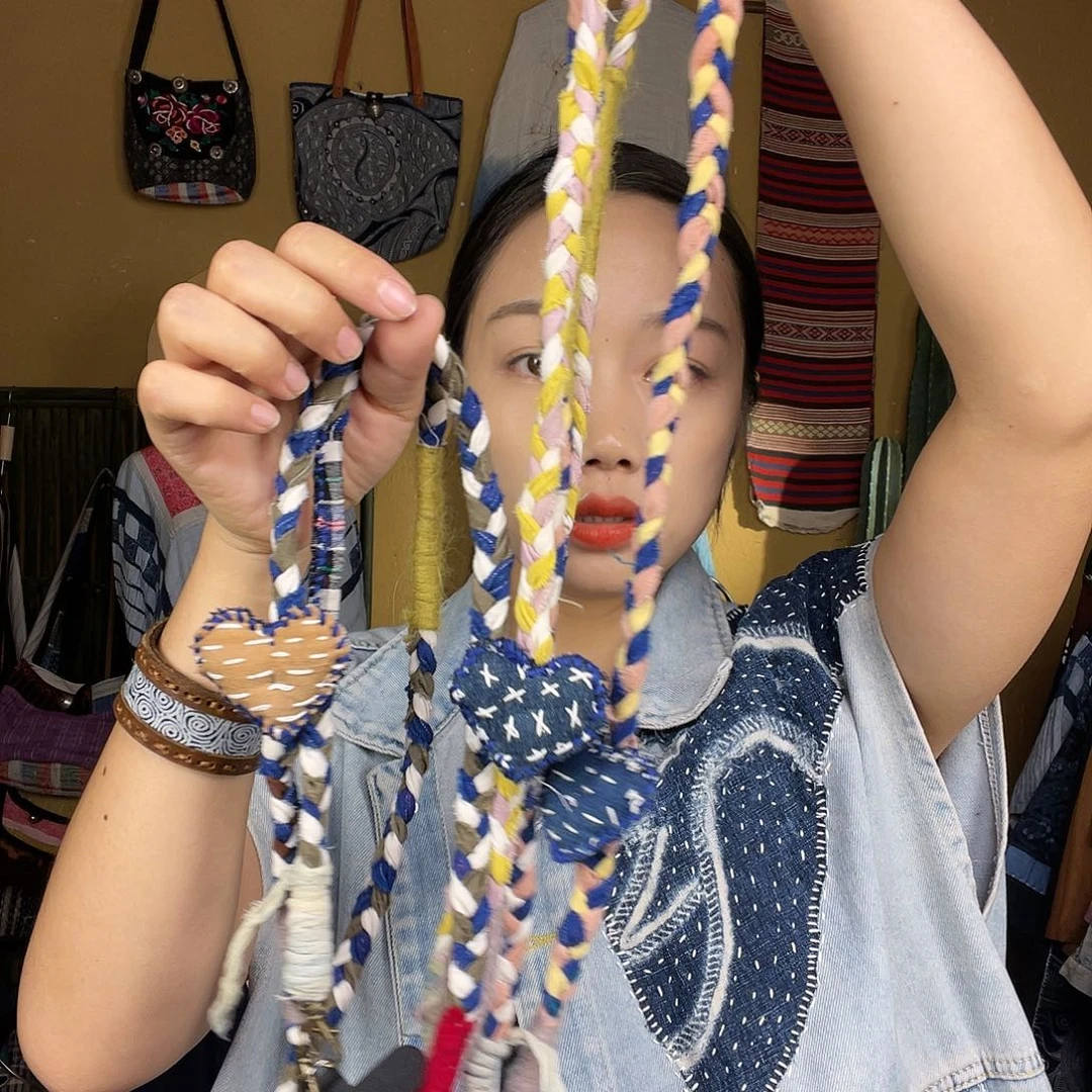 织绣手工编织手机挂绳