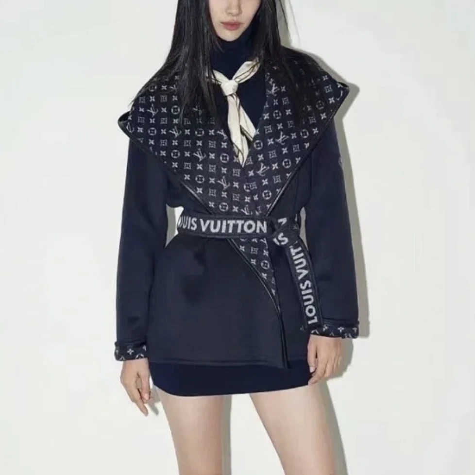 全新未使用 LouisVuitton/路易威登 汤/275465/TP030042短款大衣