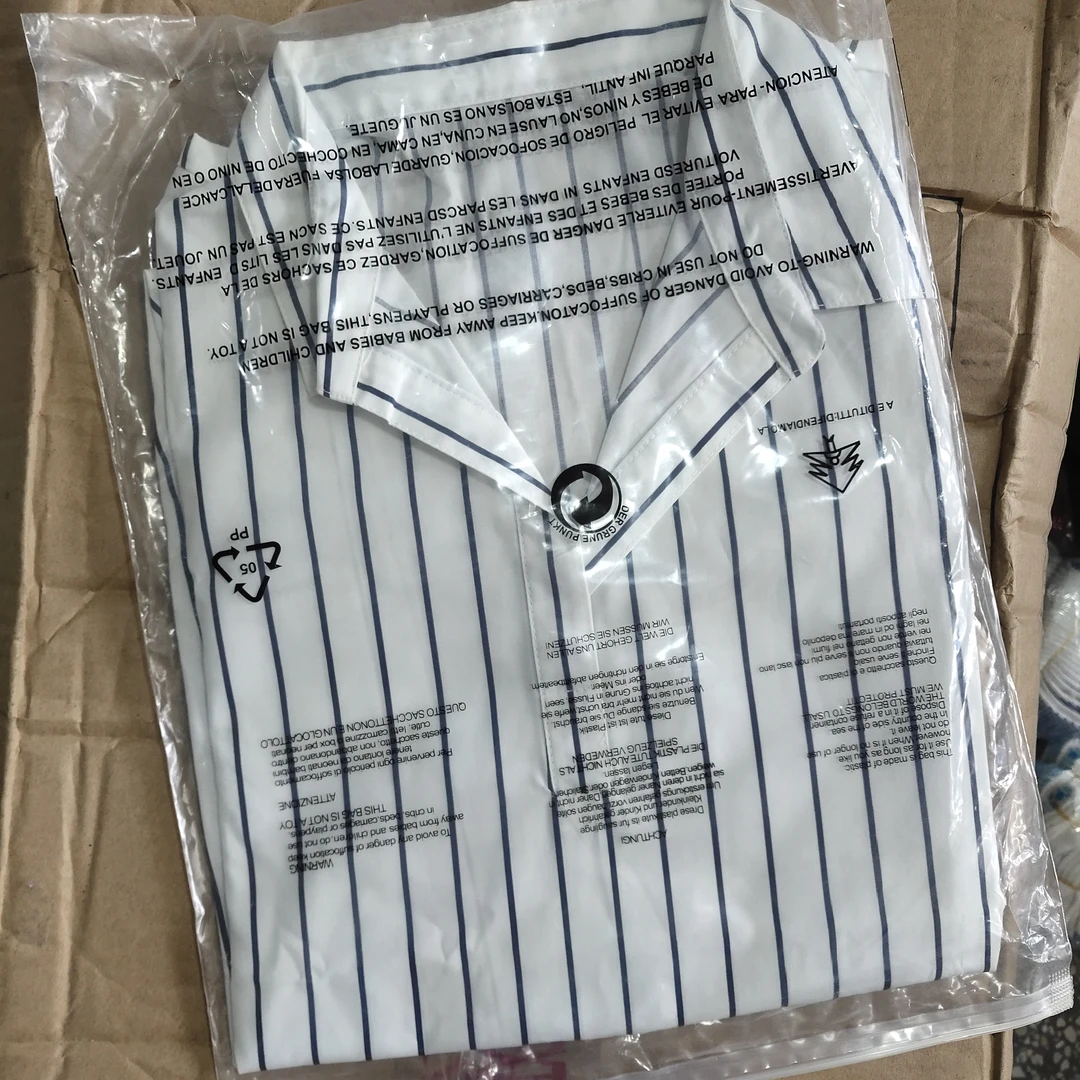 日单白色条纹衬衫，尺码可选 0.15kg