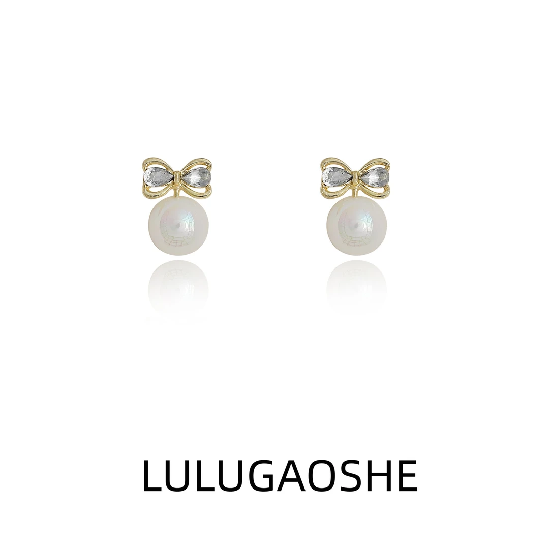 铜合金耳饰 c-1652少女法式甜美温柔小巧素款耳环气质轻奢