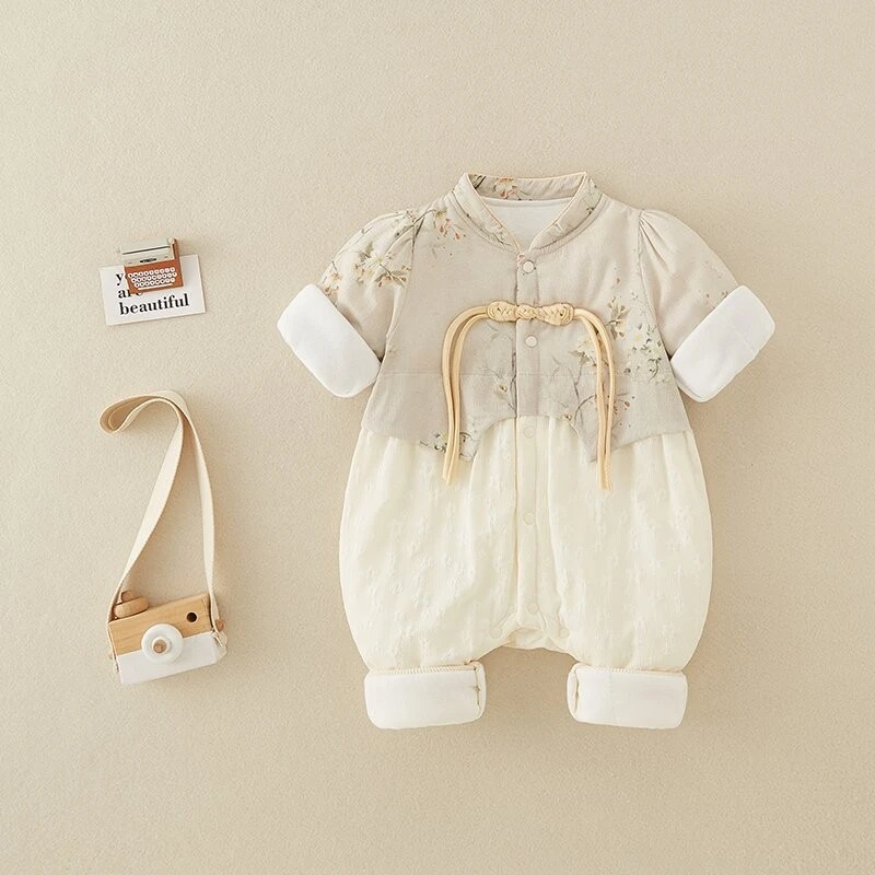 新 温婉新中式 婴儿宝宝满月120克夹棉宝宝闭档连体衣哈衣百天
