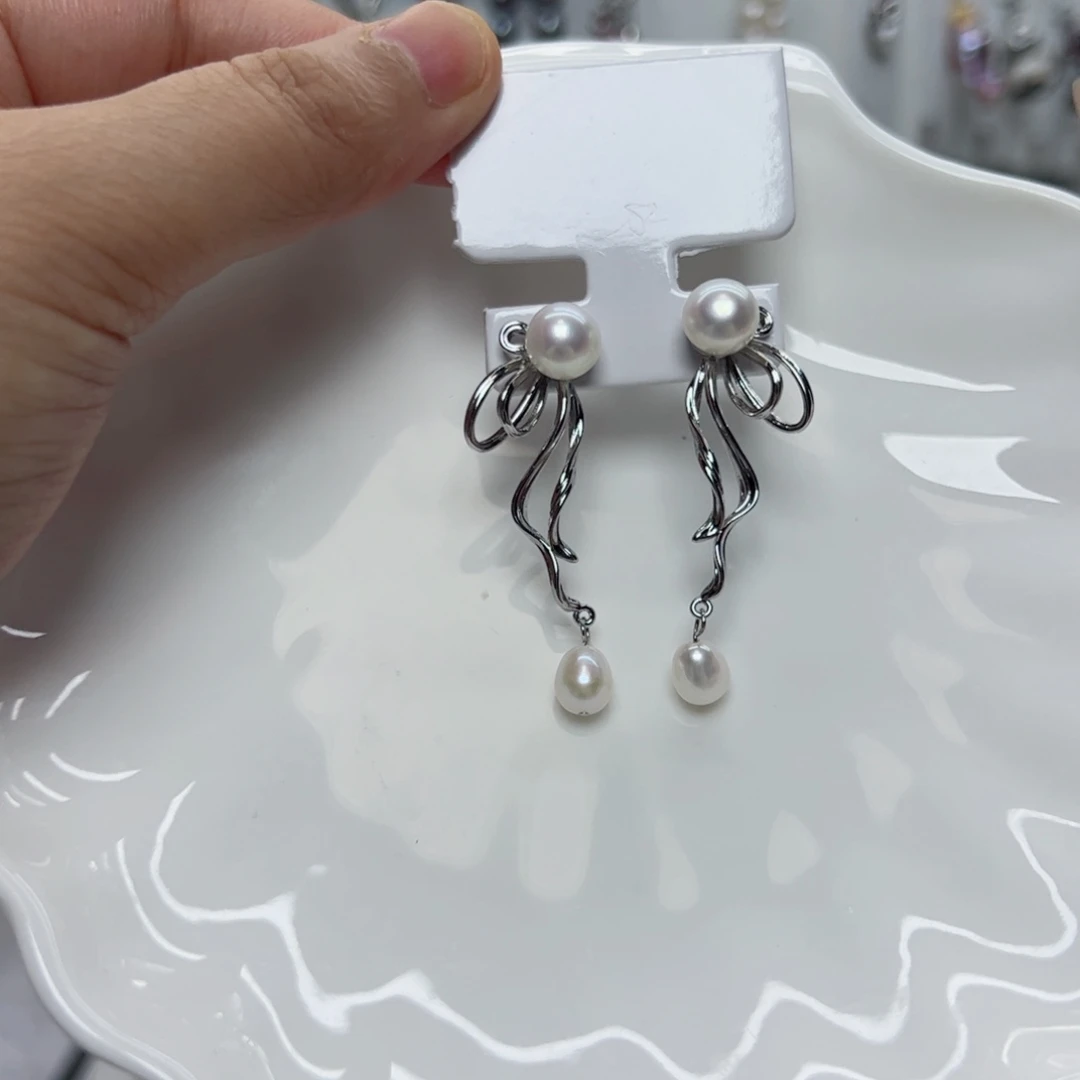 淡水珍珠耳饰未镶嵌