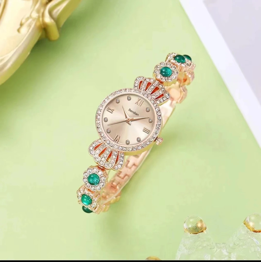 孔雀绿简约小巧时尚百搭休闲气质轻奢镶钻小皇冠女士腕表