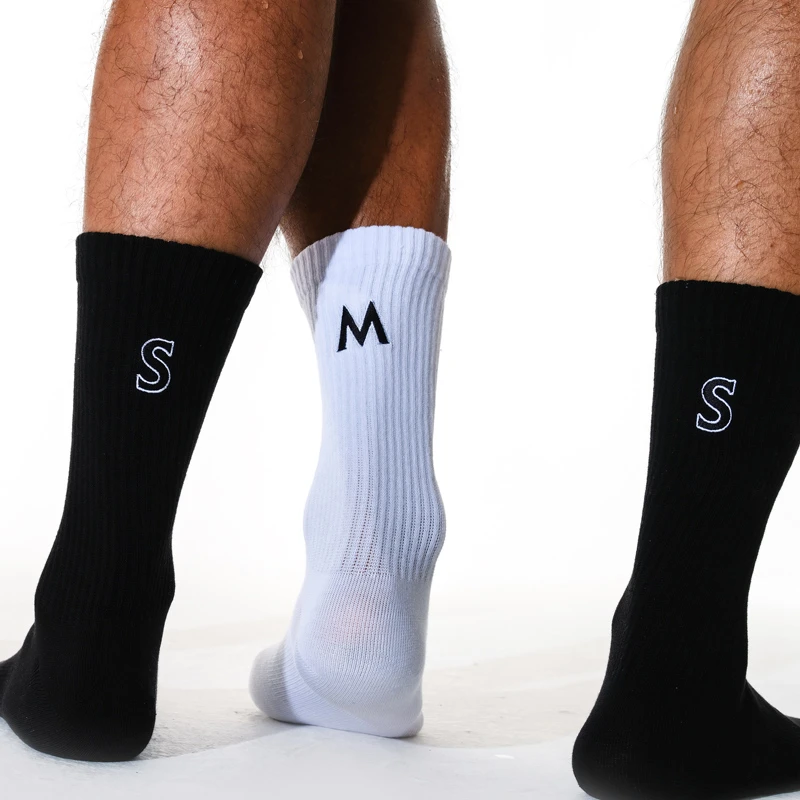 sockkon男士高筒四季薄款刺绣黑白SM字母手工缝头透气运动棉袜子