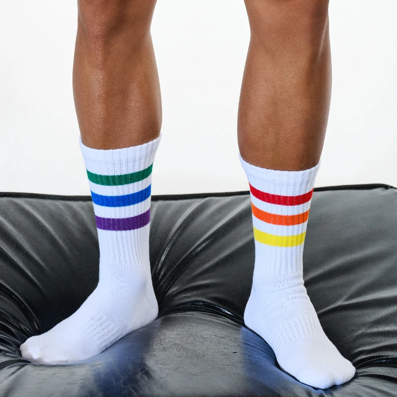 sockkon男士三条杠彩虹条纹运动袜中长筒高筒健身精梳棉袜子