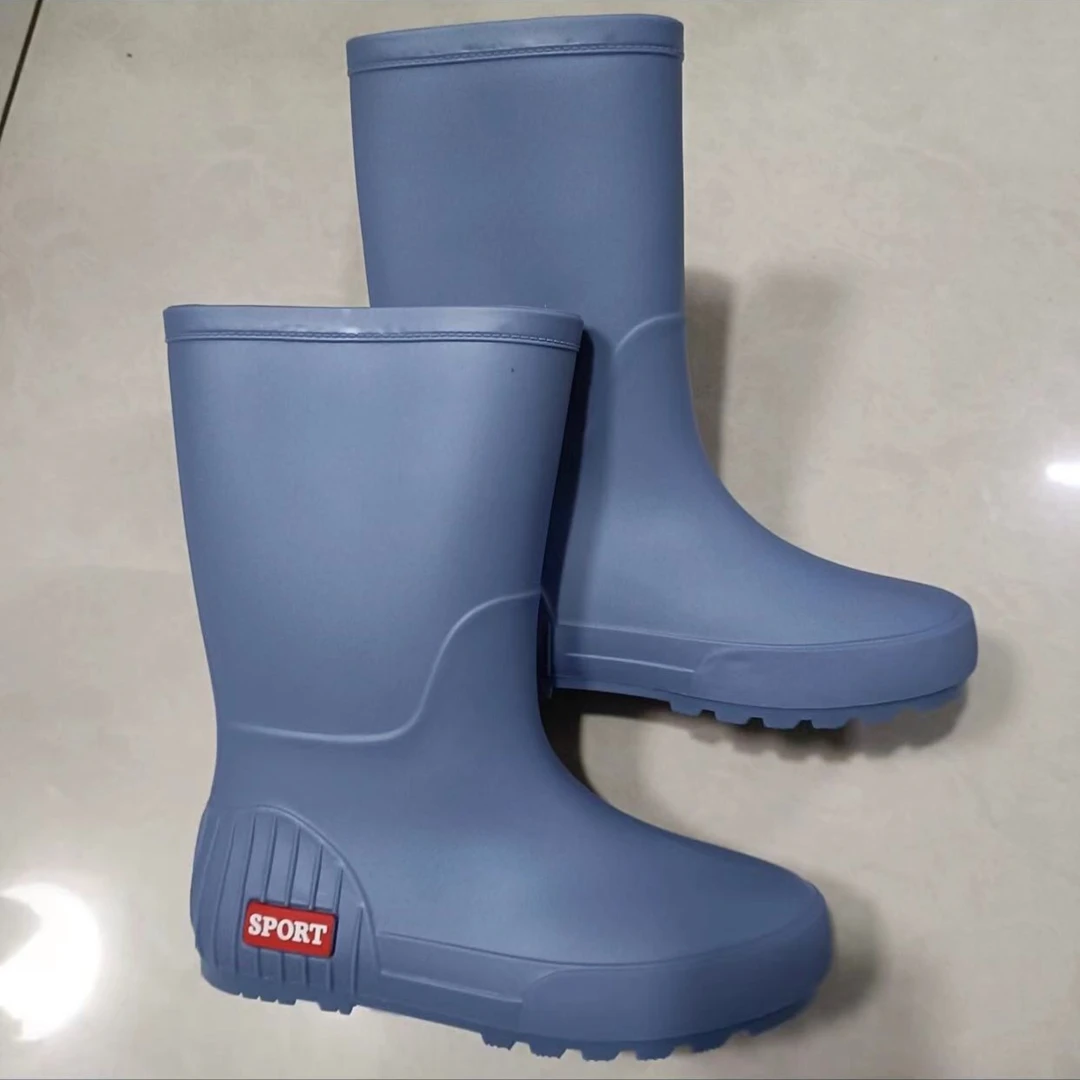 夏季PVC时尚雨靴