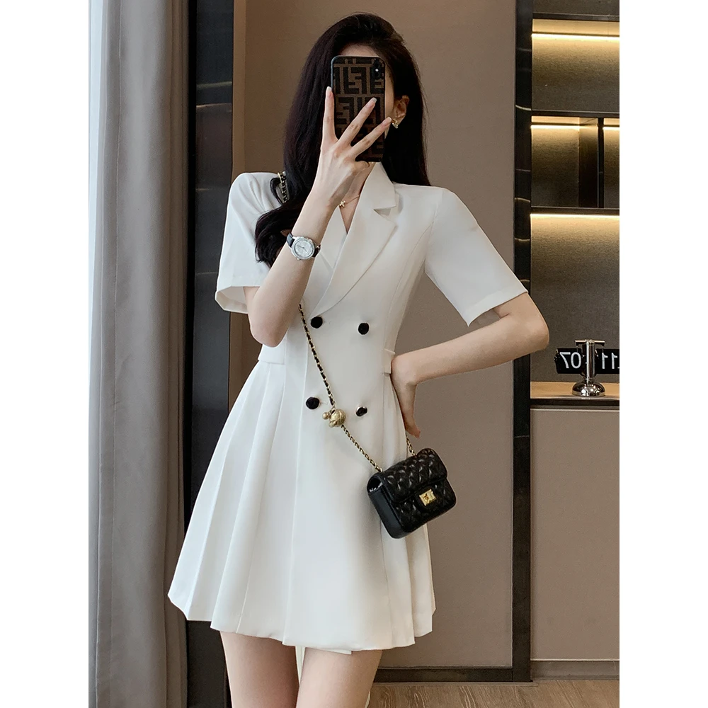 白色西装连衣裙女夏季2026年新款名媛气质女神范短袖职业西服裙子