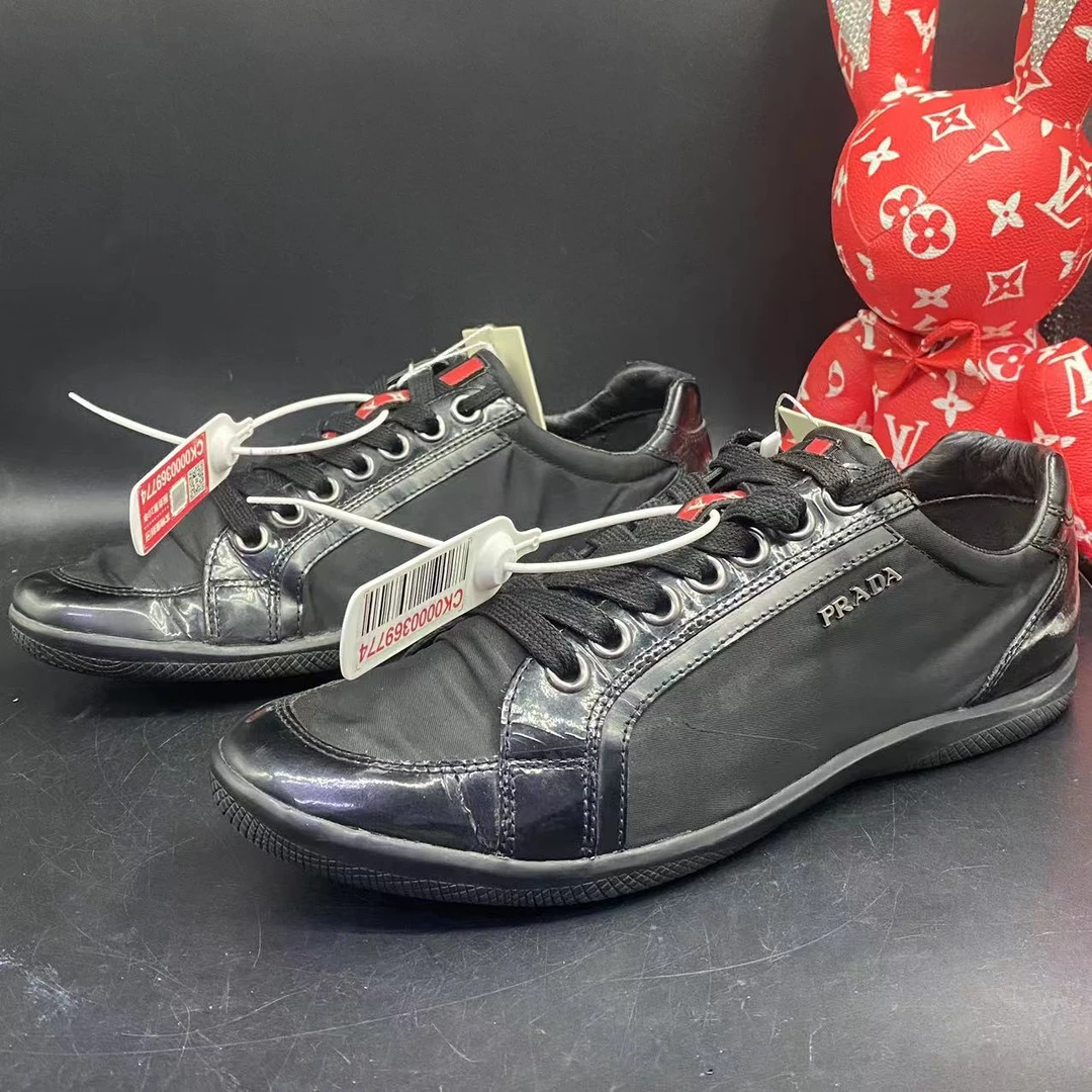 【AO福利】Prada/普拉达 42 男士时尚百搭黑武士板鞋41欧码gl114