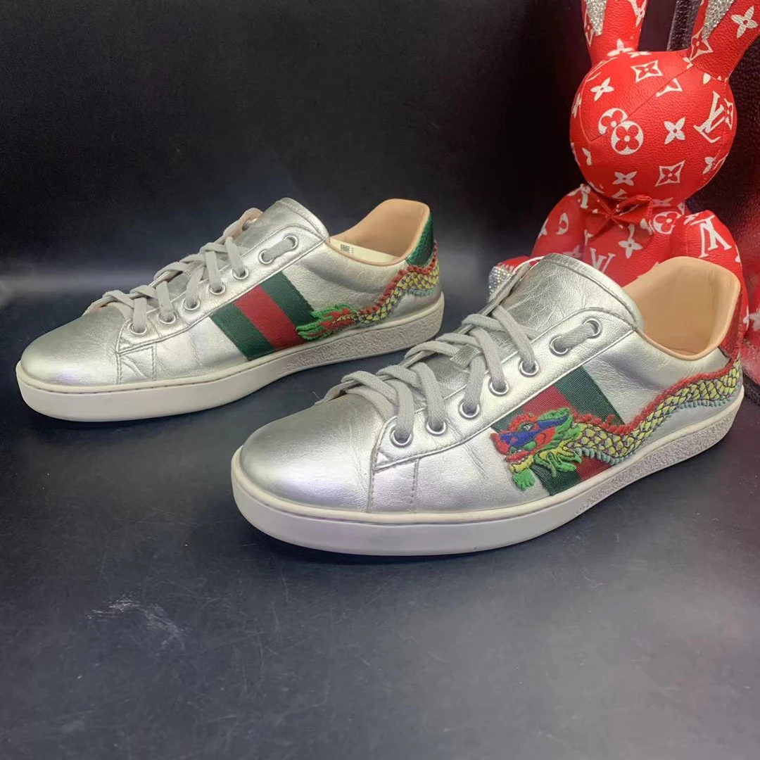 【聚星福利】古驰/Gucci95新休闲银色龙年限定板鞋42.5欧码ddm779