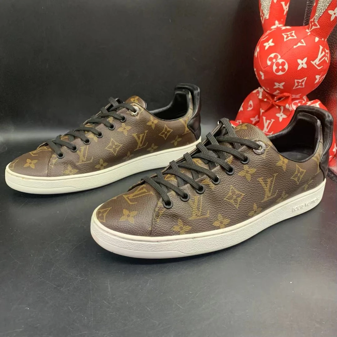 【聚星折扣】LouisVuitton/路易威登男士棕色老花满印板鞋41欧码