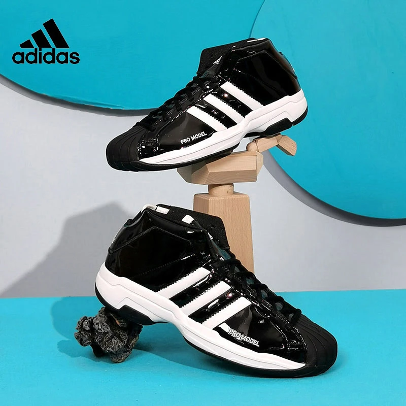 adidas/阿迪达斯篮球鞋男子实战百搭黑色亮面休闲运动鞋EF9821