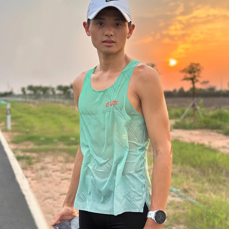 夏季速干马拉松跑步背心田径运动上衣轻薄透气训练上衣男女款