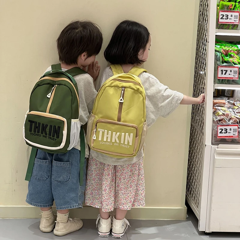 儿童韩版双肩包男童大容量字母书包幼儿园男女童百搭外出旅游背包
