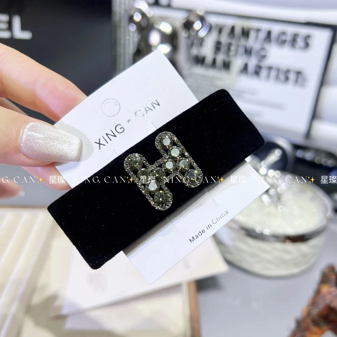 XC A043 H字母2024新款黑色发夹法式复古气质水钻蝴蝶结头饰BB夹