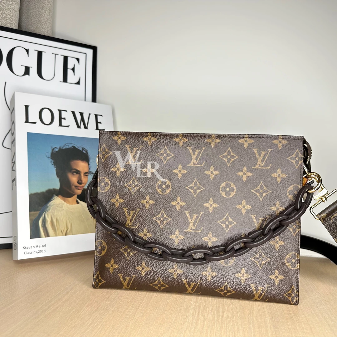 99新 LouisVuitton/路易威登 近代洗漱包26 手拿包经典老花时尚