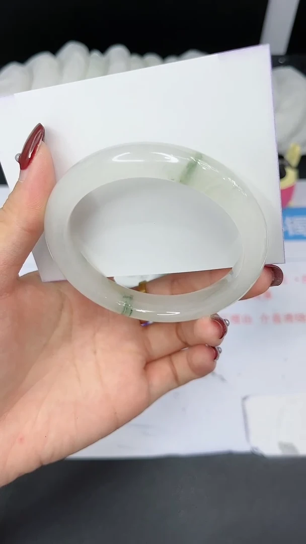 【闪购商品】石英质玉手镯未镶嵌多样性210