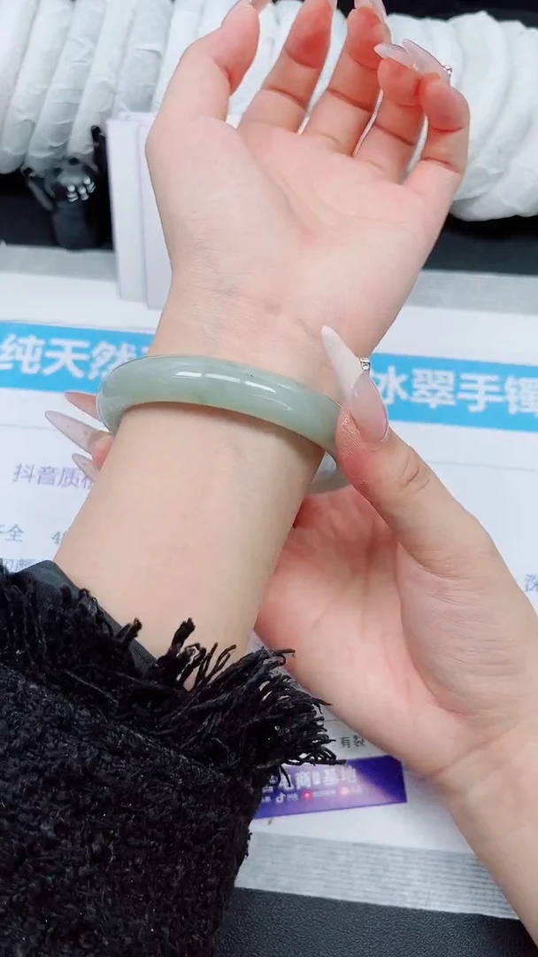 【闪购商品】石英质玉手镯未镶嵌多样性506