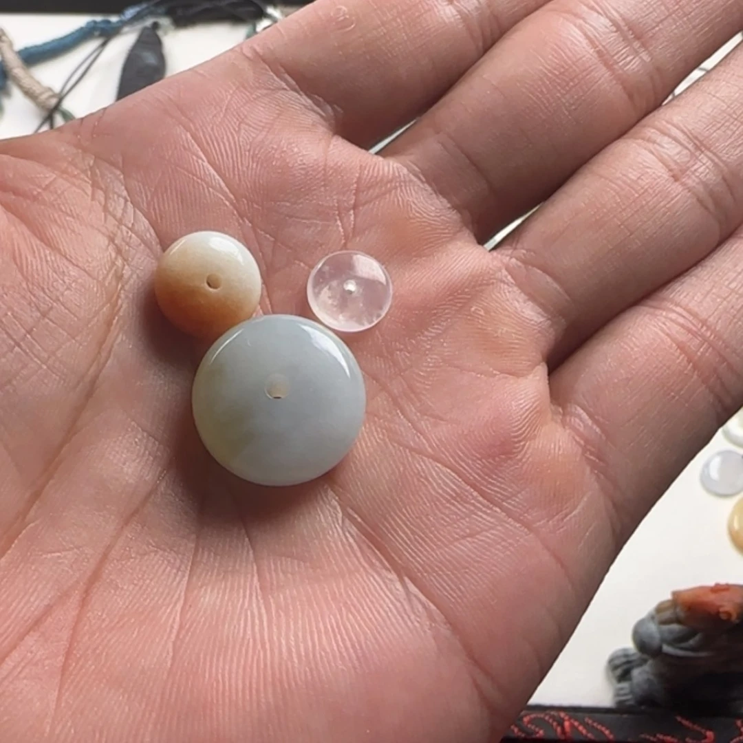 【闪购商品】翡翠颈饰未镶嵌青**手