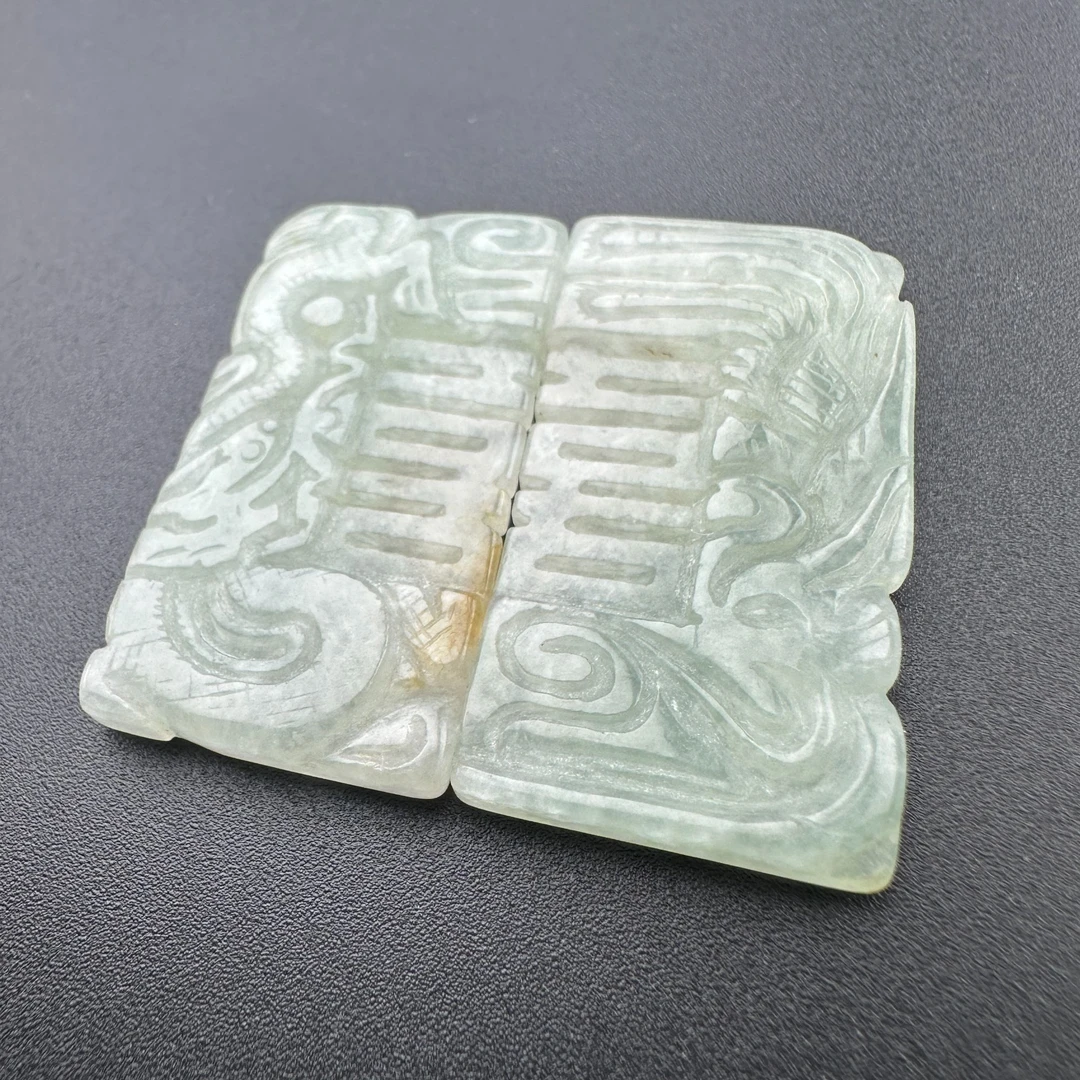 明清老料翡翠糯冰种双喜龙飞对牌