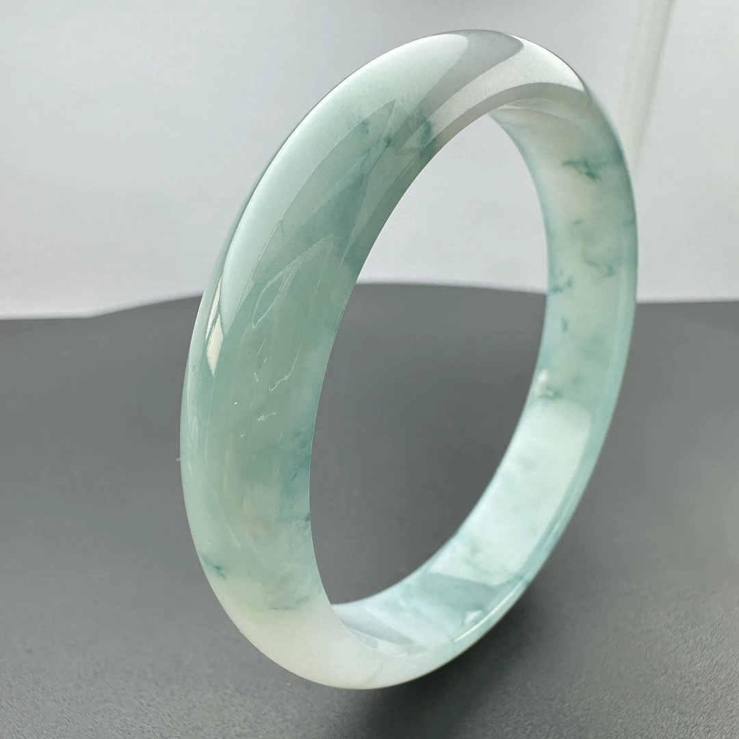 明清老料翡翠高糯化飘蓝花手镯