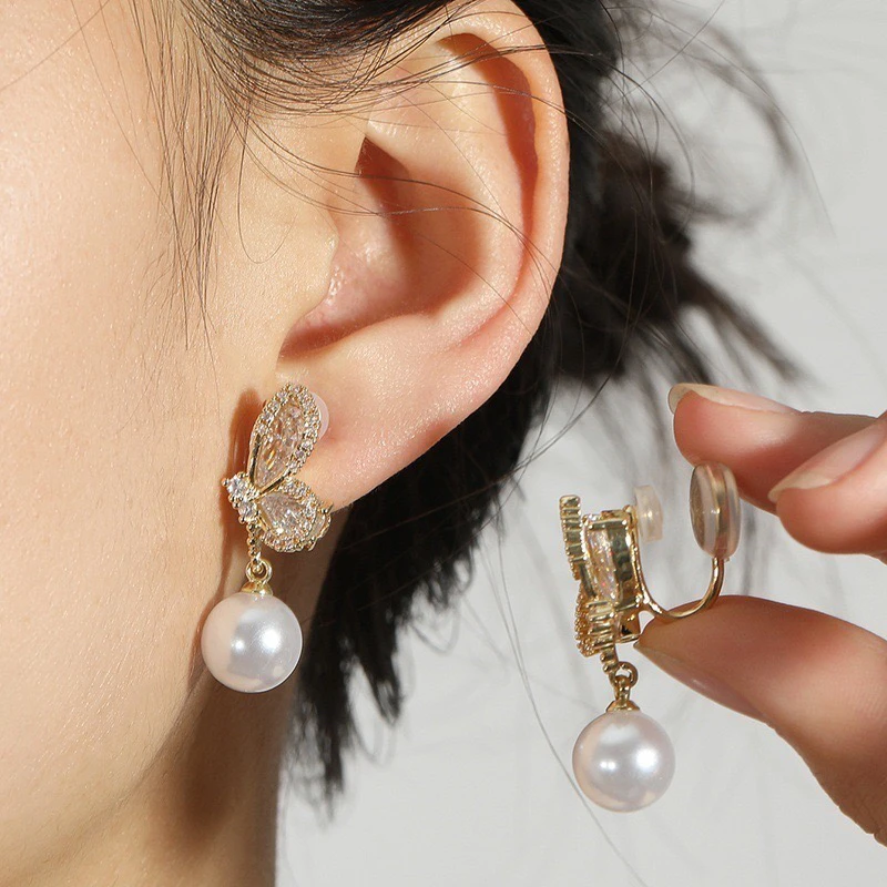 铜合金耳饰 新款蚊香盘无耳洞微镶锆石蝴蝶仿珍珠