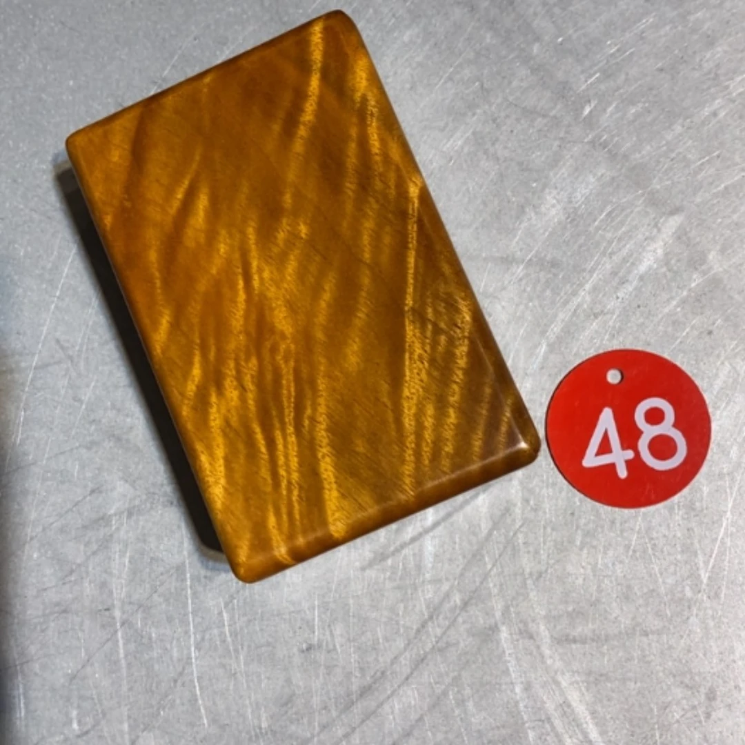 【闪购商品】金丝楠根雕曼**龙
