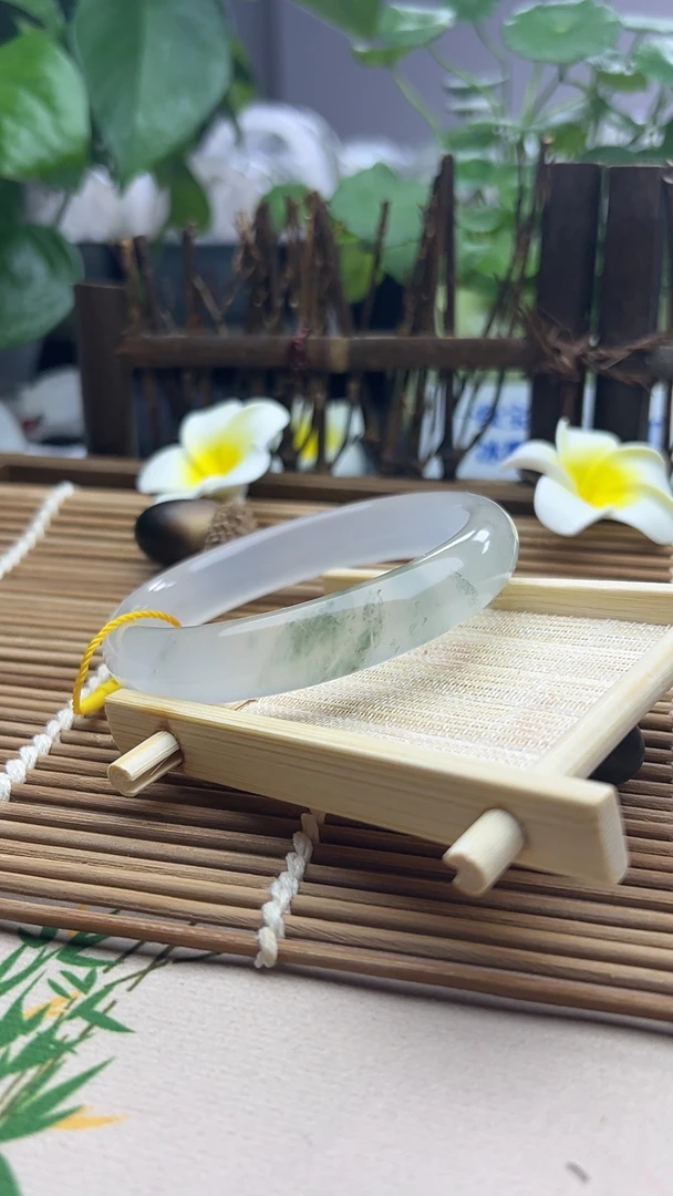 金丝玉宝石光59圈口高冰高透时尚精美美人镯