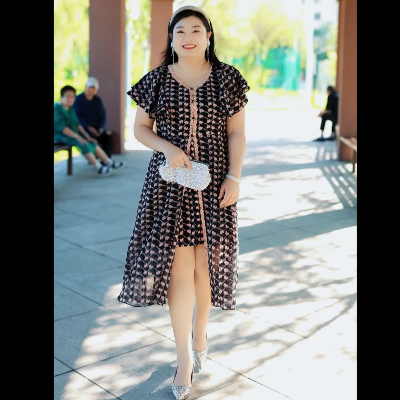 【迎伏】纤后大码女装成人V领夏季显瘦复古高端印花连衣裙91150