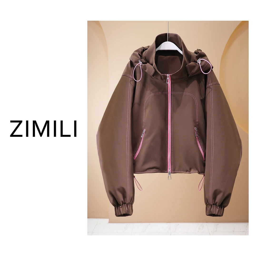 【LIANG哥女装】2024城市户外轻运动冲锋衣设计师咖色连帽外套/5231