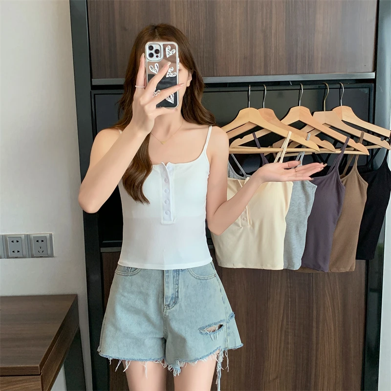 韩版设计感纽扣吊带背心女带胸垫内搭外穿新款修身显瘦百搭上衣女