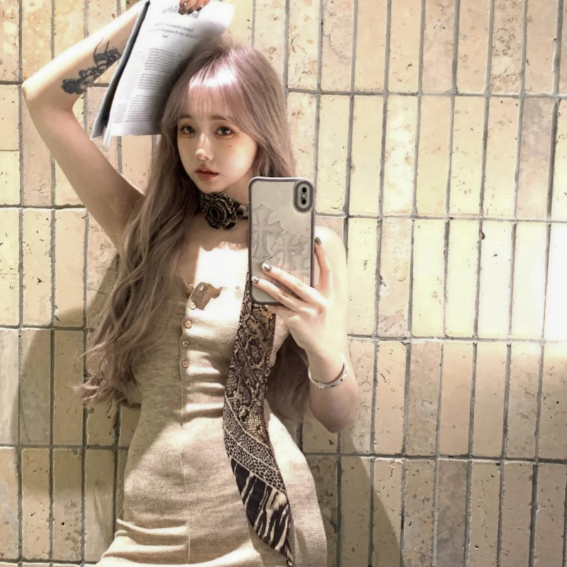 纯欲辣妹木耳边吊带连衣裙女夏季慵懒风收腰针织包臀裙a字短裙子